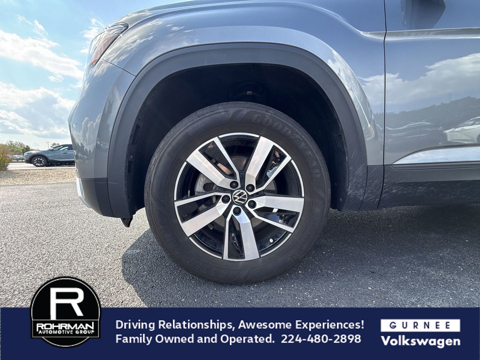 2023 Volkswagen Atlas 2.0T SE