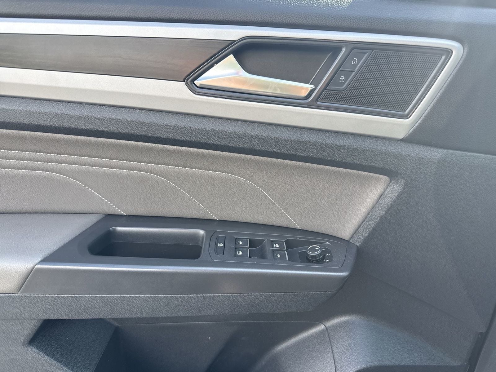 2023 Volkswagen Atlas 2.0T SE