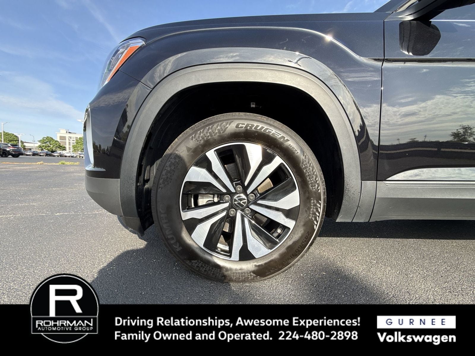 2025 Volkswagen Atlas 2.0T SE