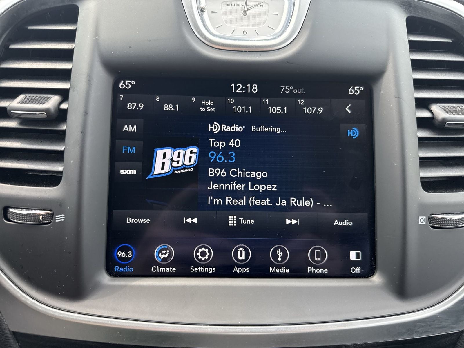 2018 Chrysler 300 Touring