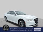 2018 Chrysler 300 Touring
