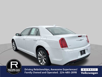 2018 Chrysler 300 Touring
