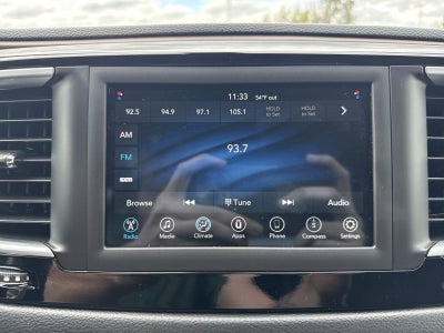 2021 Chrysler Voyager LX