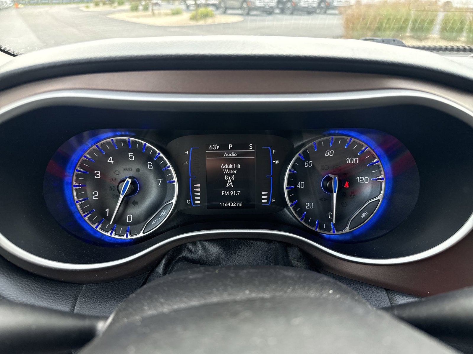 2022 Chrysler Voyager LX