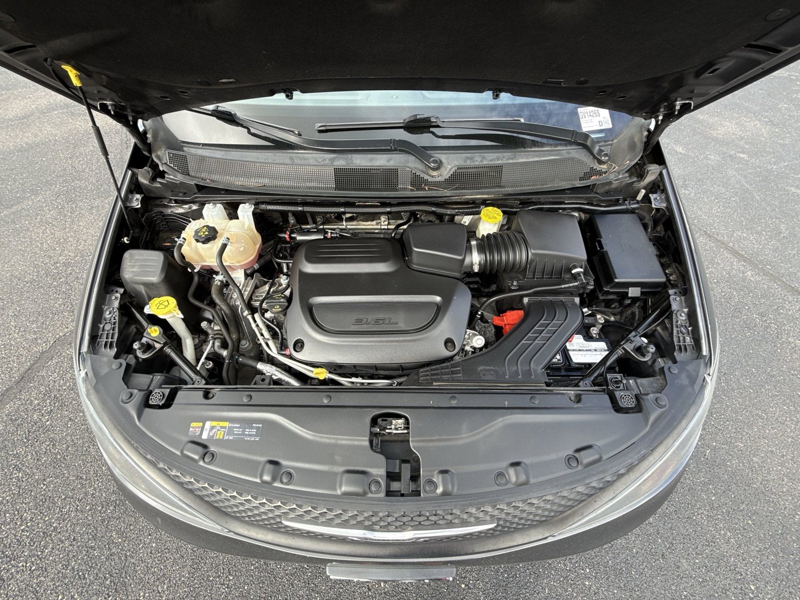 2022 Chrysler Voyager LX