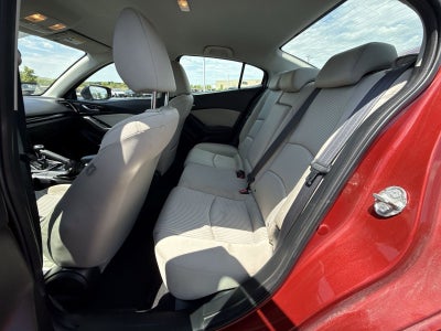 2016 Mazda Mazda3 i Sport