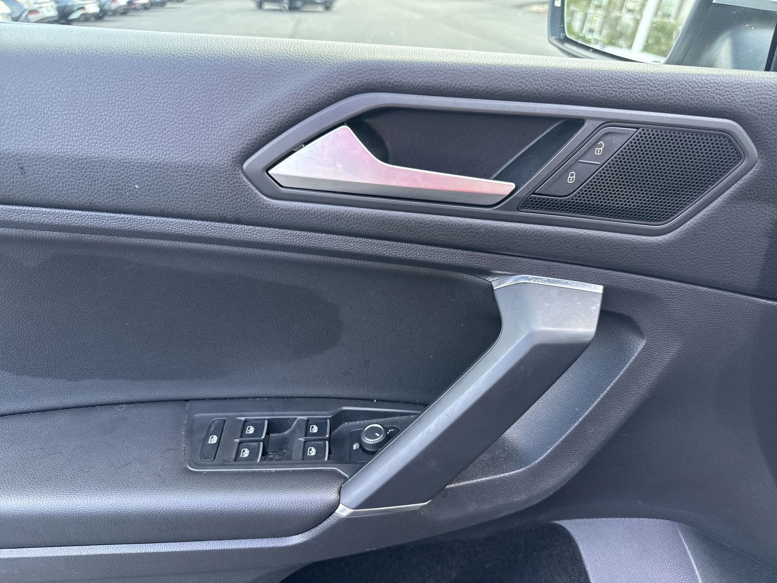 2020 Volkswagen Tiguan 2.0T SE 4Motion