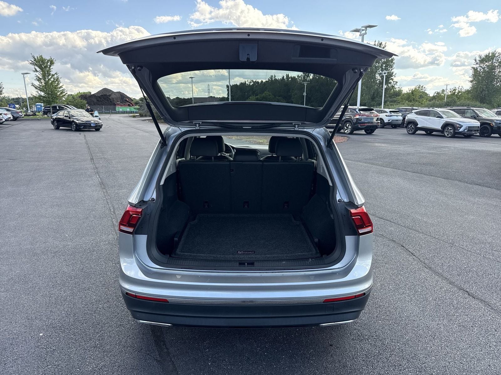 2020 Volkswagen Tiguan 2.0T SE 4Motion