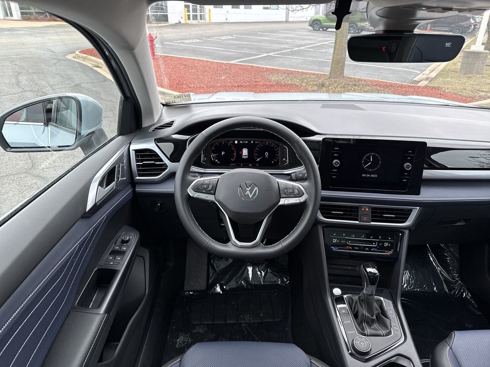 2025 Volkswagen Taos 1.5T SEL