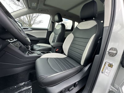 2025 Volkswagen Taos 1.5T SEL