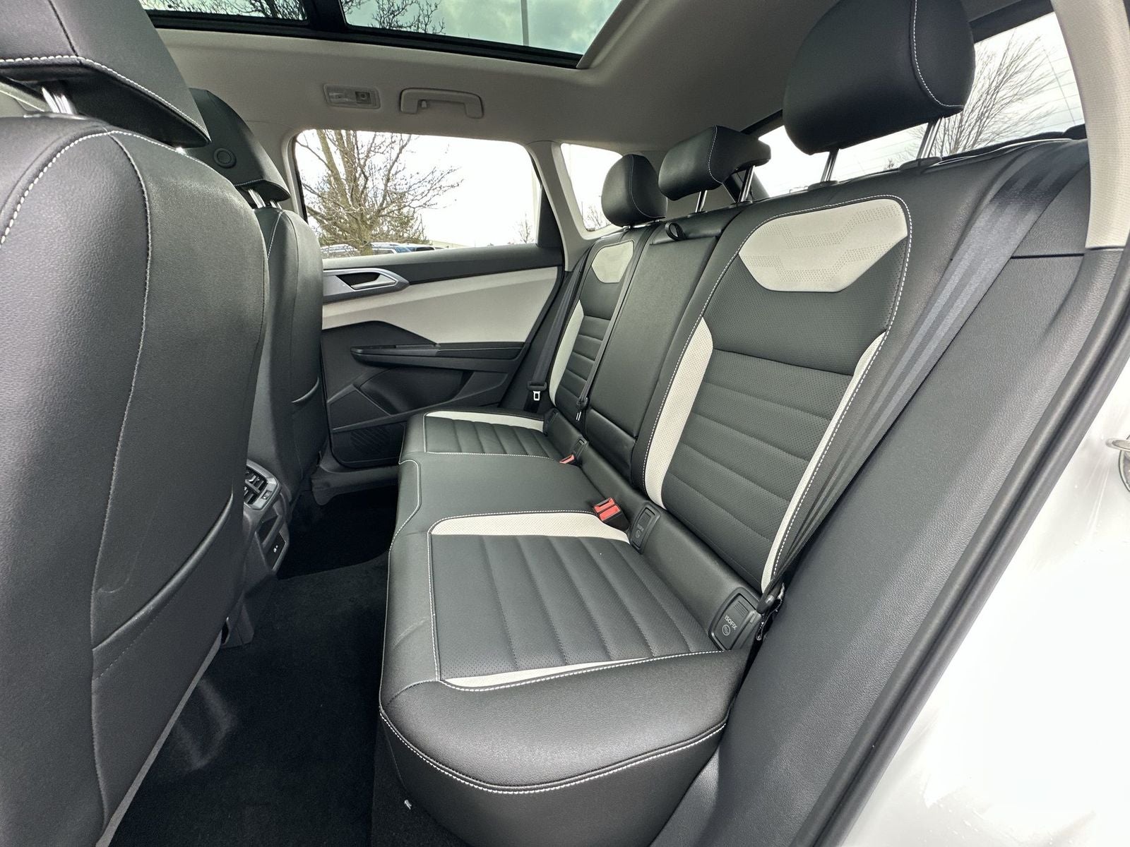 2025 Volkswagen Taos 1.5T SEL