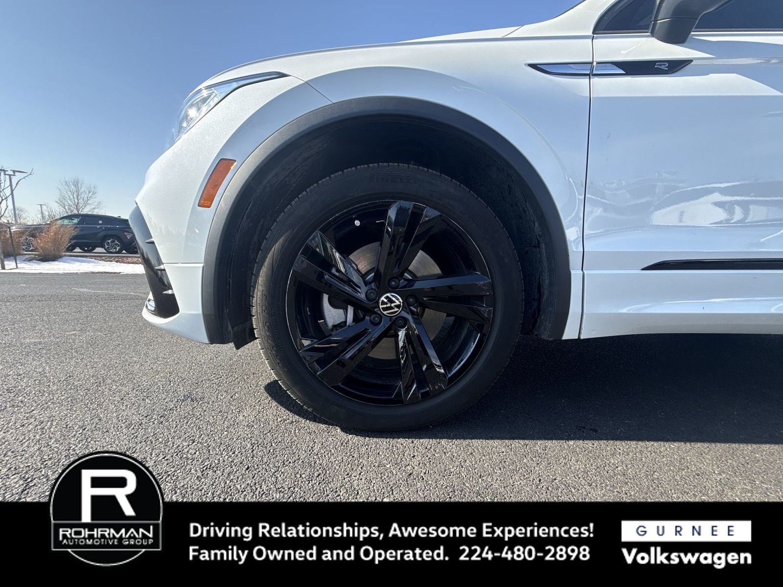 2023 Volkswagen Tiguan 2.0T SE R-Line Black