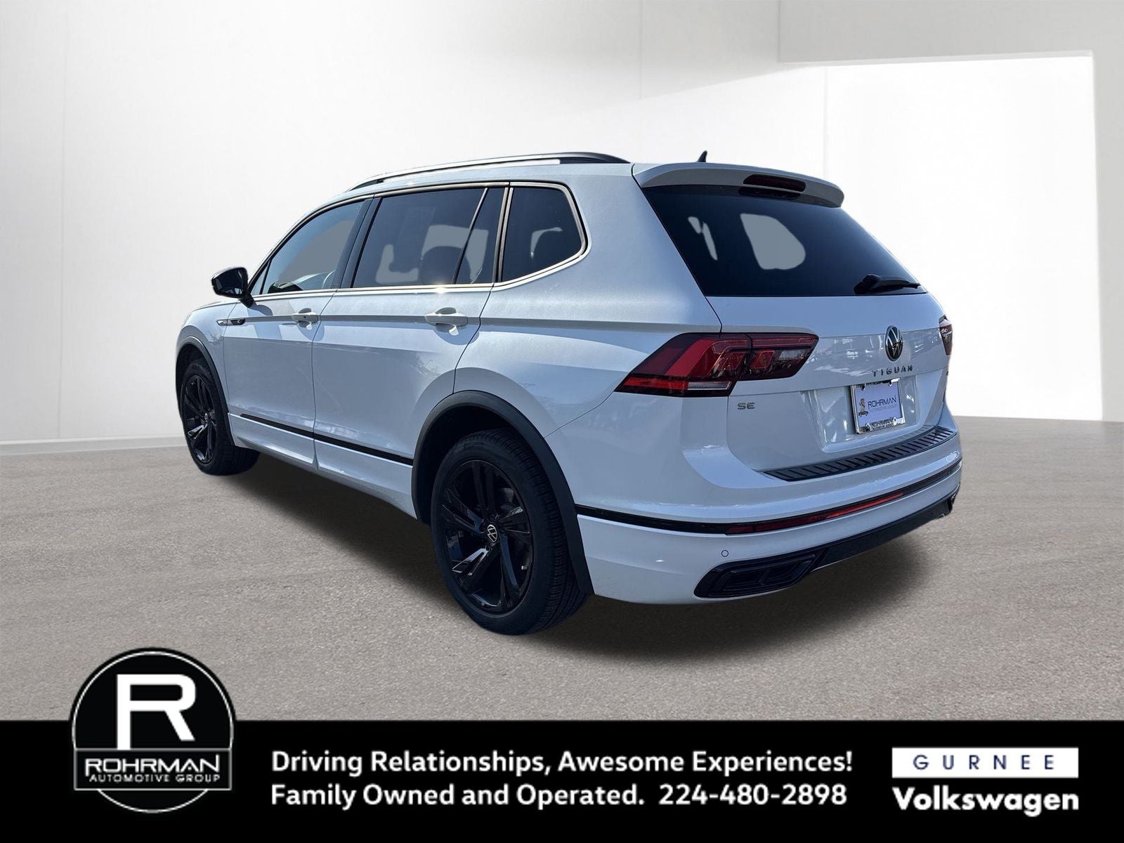 2023 Volkswagen Tiguan 2.0T SE R-Line Black