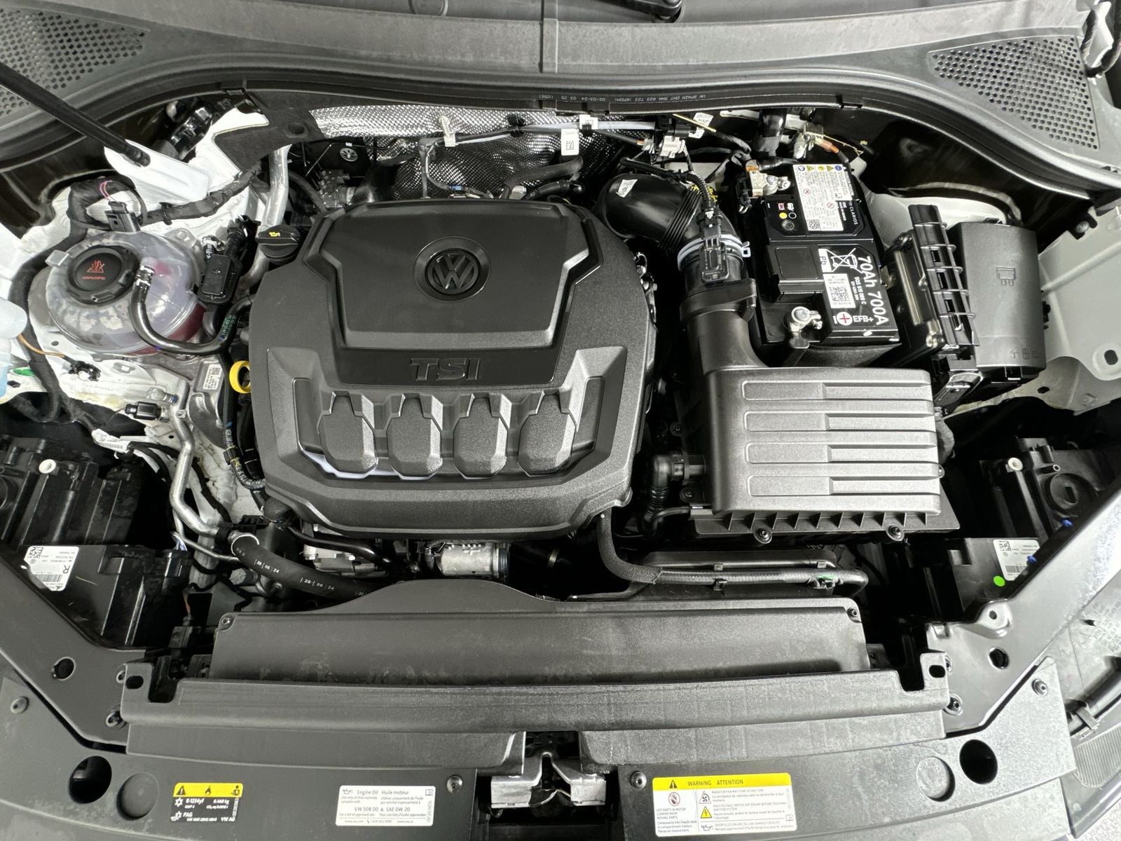 2024 Volkswagen Tiguan 2.0T SE R-Line Black