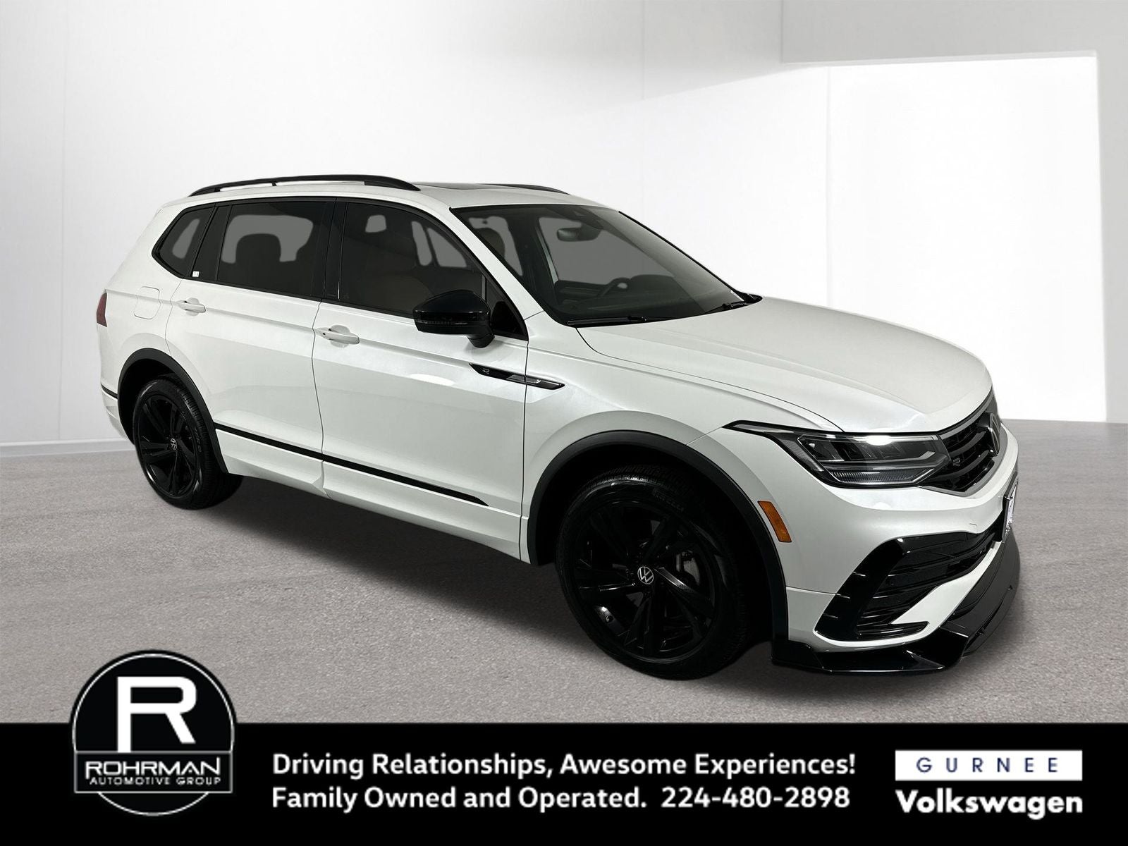 2024 Volkswagen Tiguan 2.0T SE R-Line Black