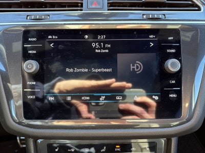 2024 Volkswagen Tiguan 2.0T SE R-Line Black