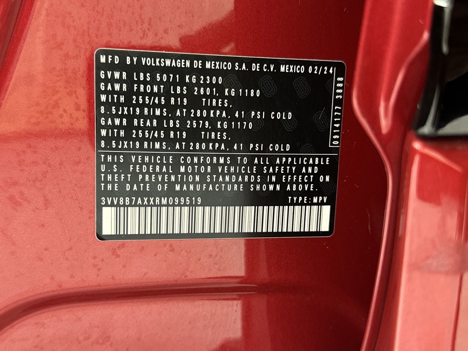 2024 Volkswagen Tiguan 2.0T SE R-Line Black