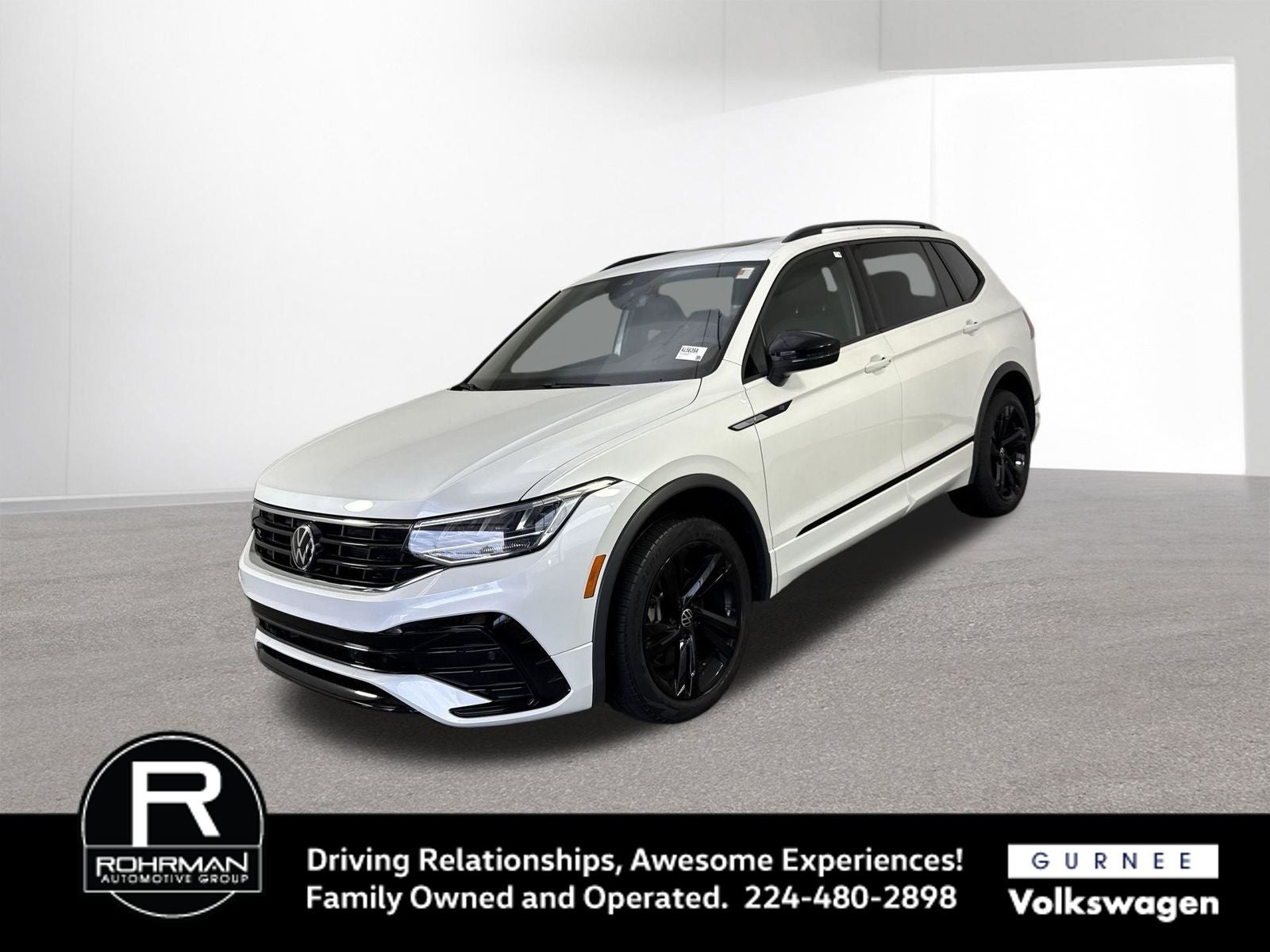 2023 Volkswagen Tiguan 2.0T SE R-Line Black