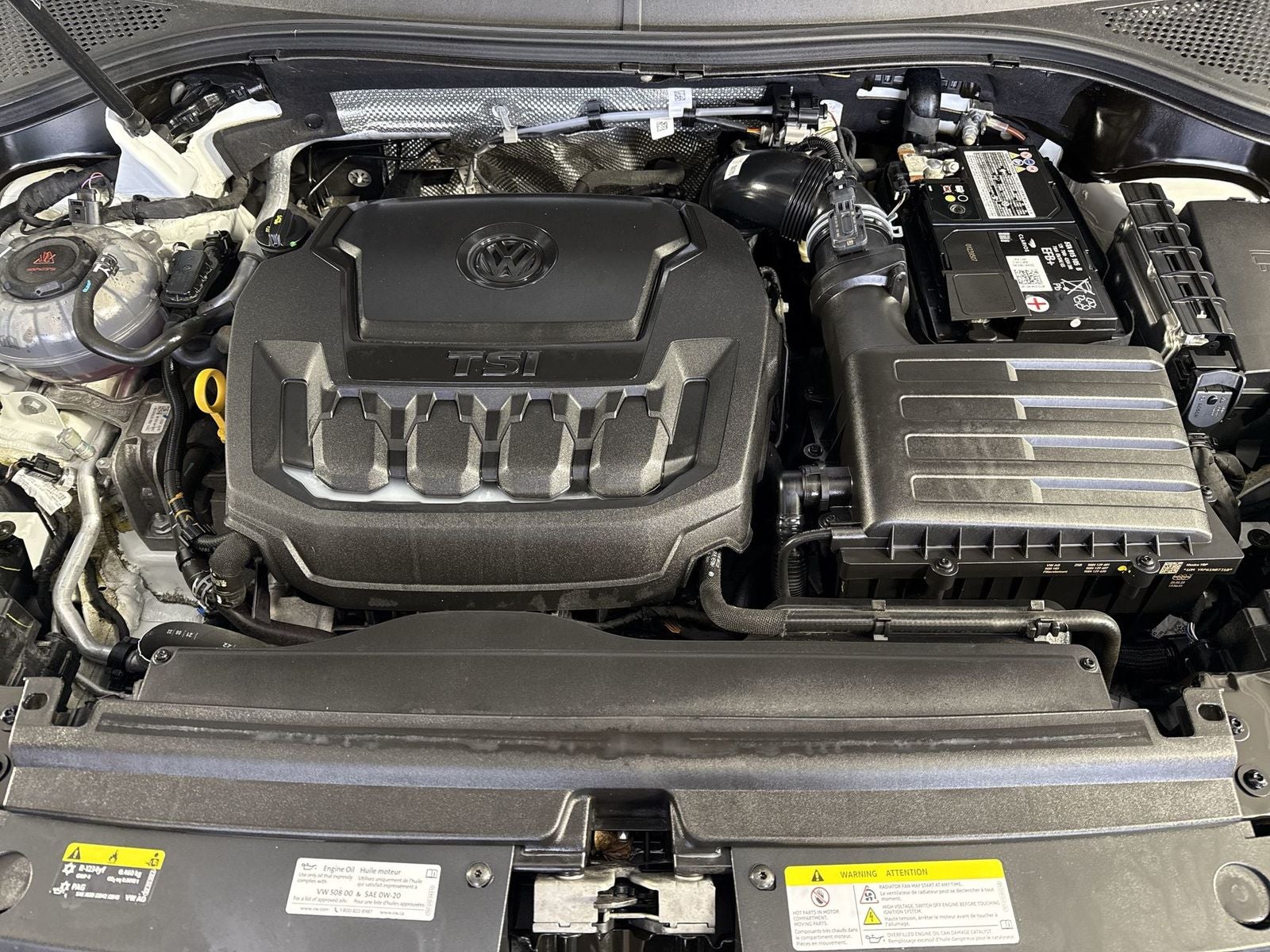 2023 Volkswagen Tiguan 2.0T SE R-Line Black