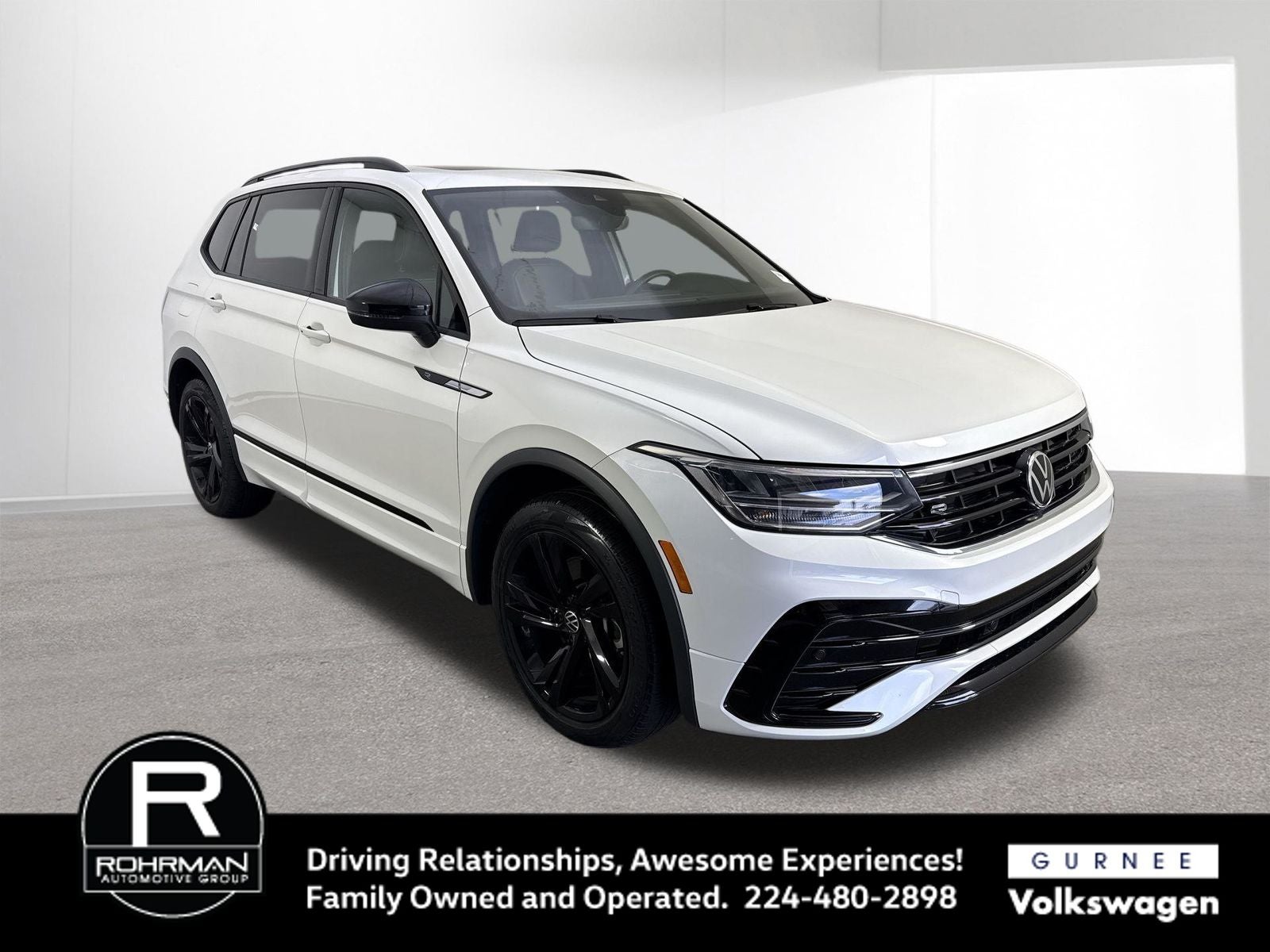 2023 Volkswagen Tiguan 2.0T SE R-Line Black