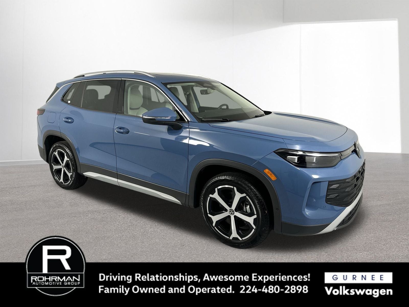 2025 Volkswagen Tiguan 2.0T SE