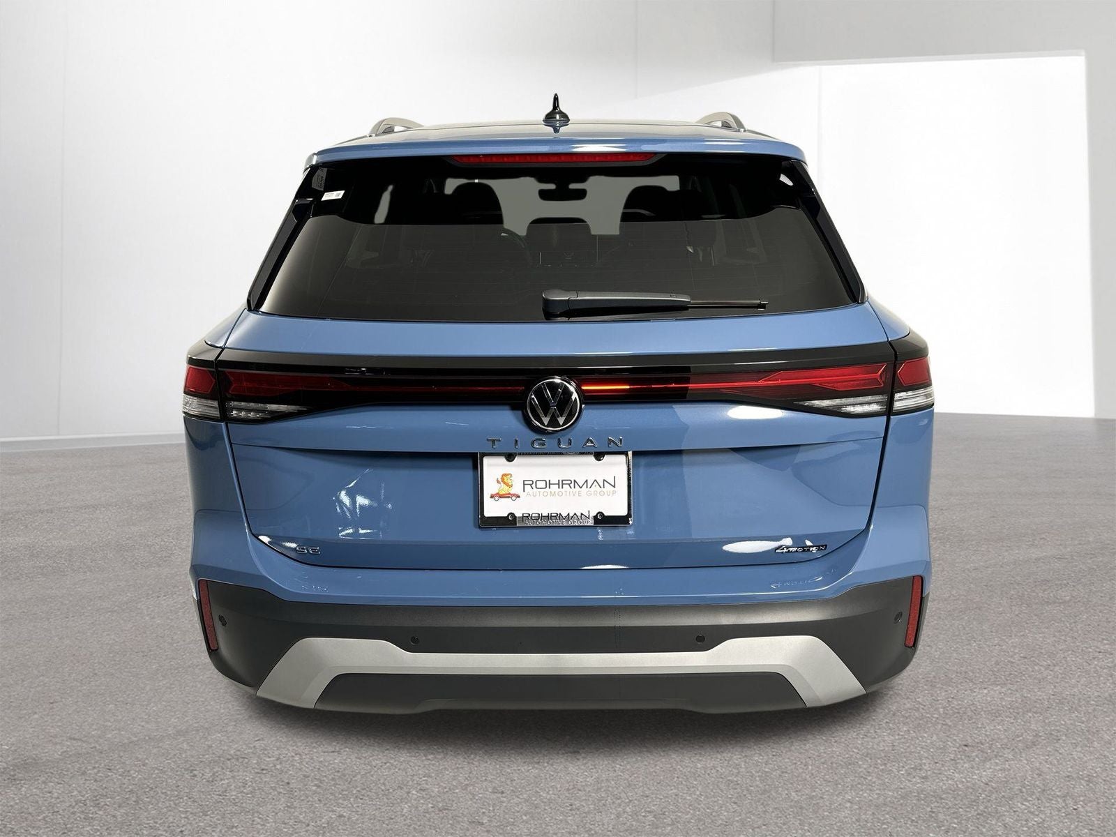 2025 Volkswagen Tiguan 2.0T SE