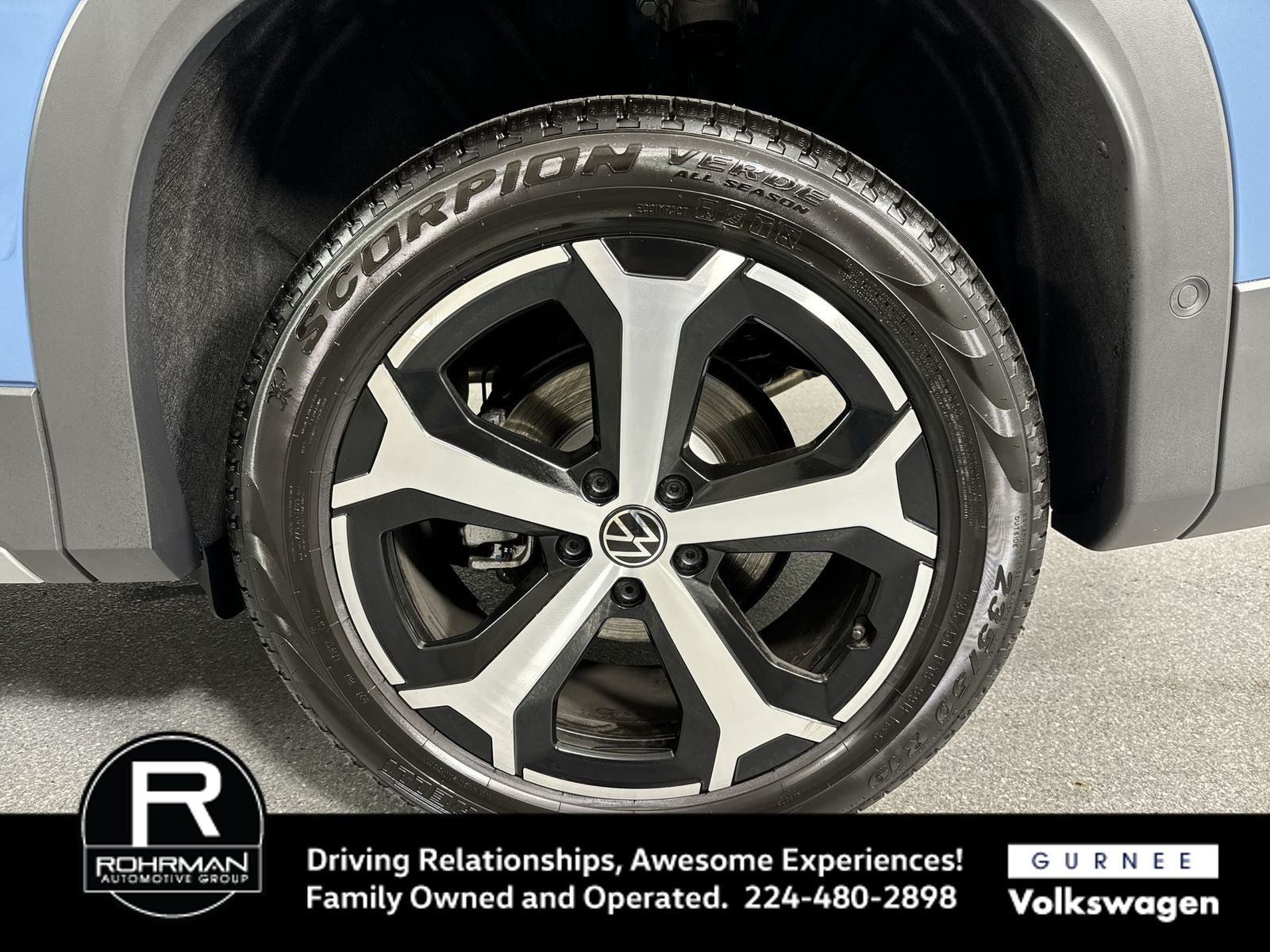 2025 Volkswagen Tiguan 2.0T SE