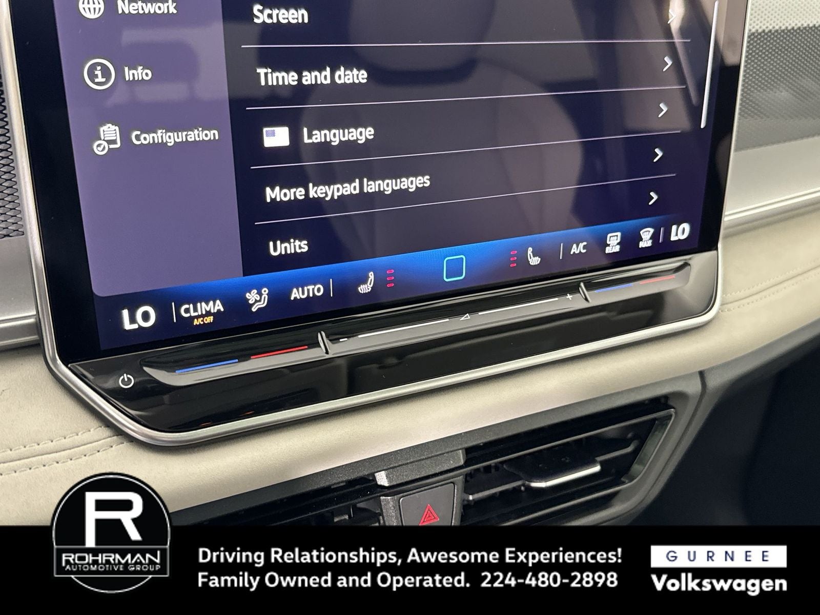 2025 Volkswagen Tiguan 2.0T SE