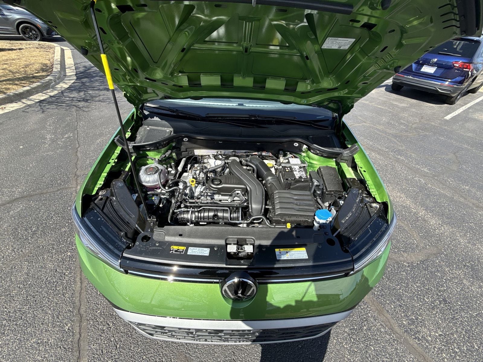 2025 Volkswagen Taos 1.5T SE