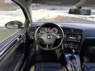 2015 Volkswagen Golf TDI SEL 4-Door