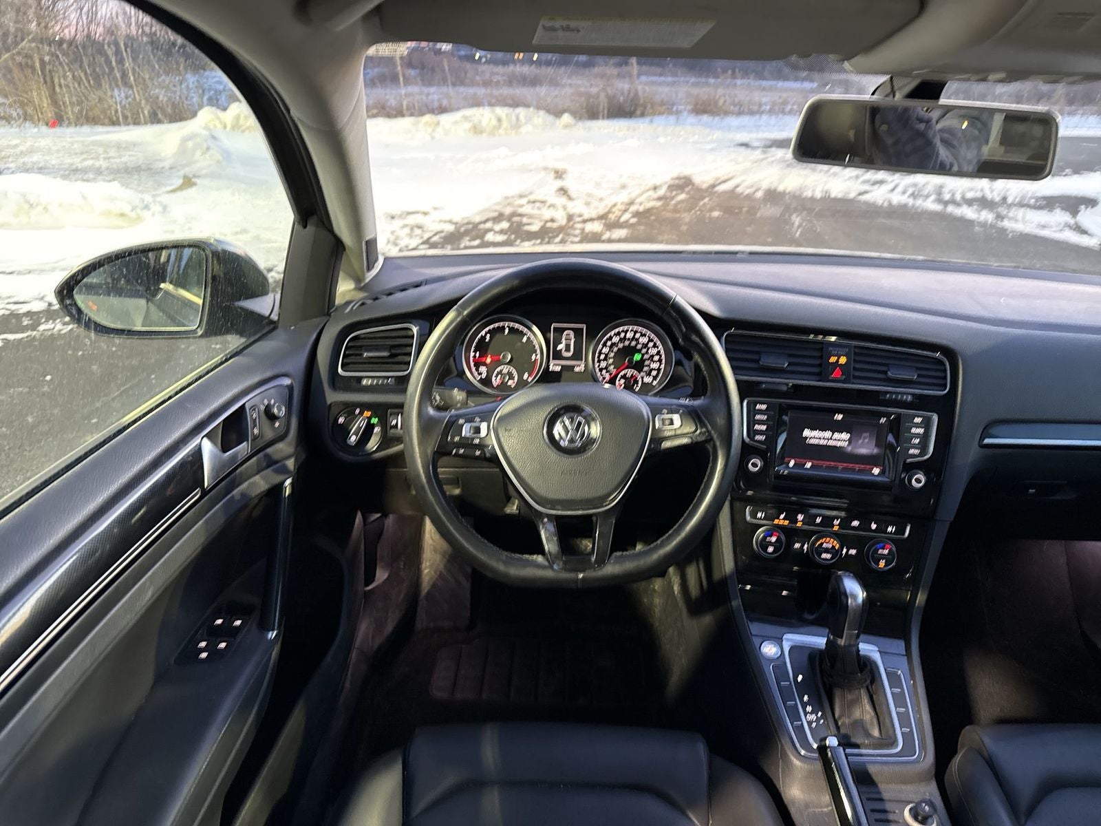 2015 Volkswagen Golf TDI SEL 4-Door