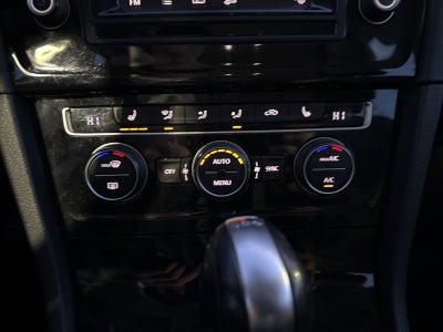 2015 Volkswagen Golf TDI SEL 4-Door