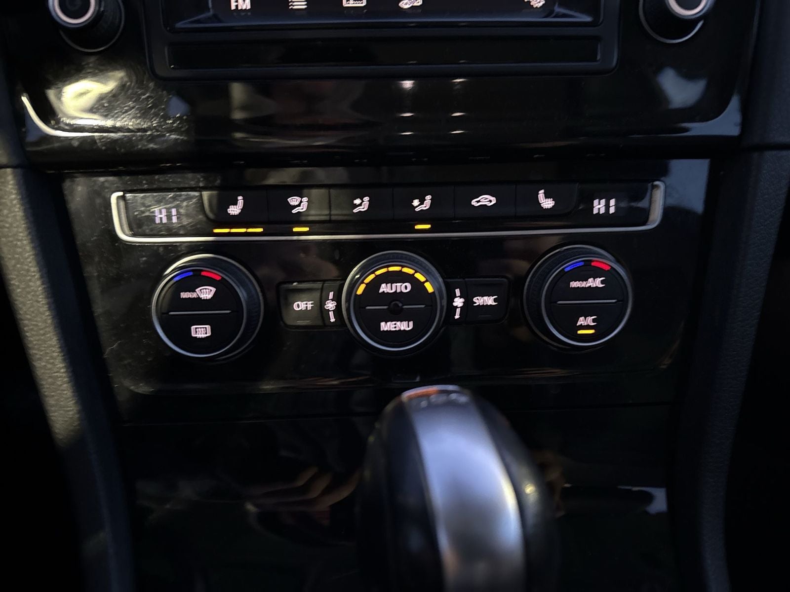 2015 Volkswagen Golf TDI SEL 4-Door