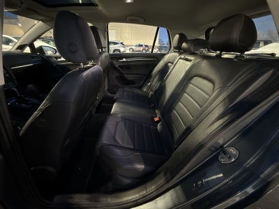 2015 Volkswagen Golf TDI SEL 4-Door