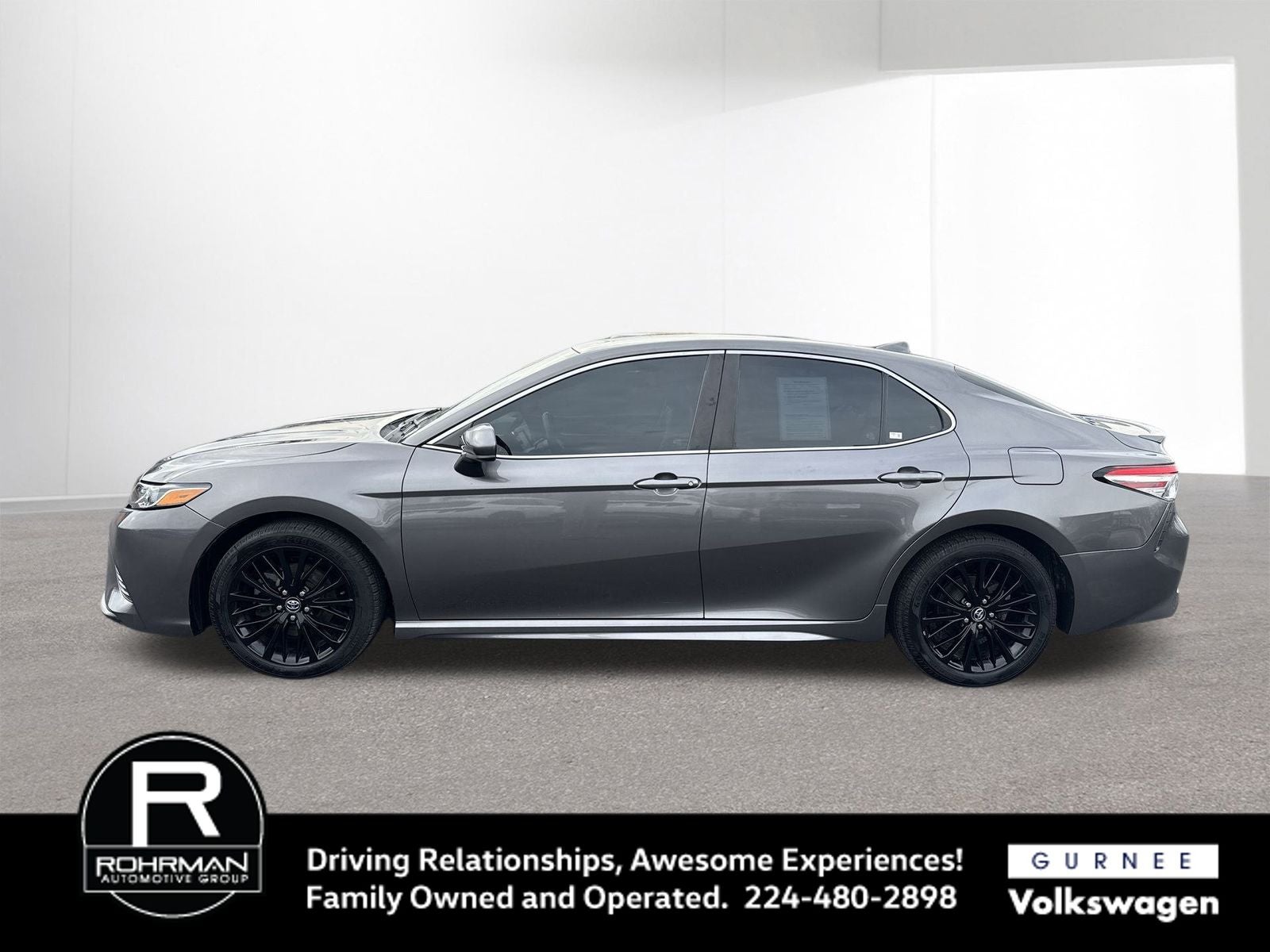 2020 Toyota Camry SE