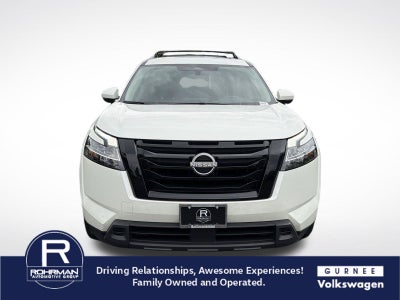 2022 Nissan Pathfinder SV
