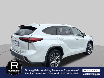 2022 Toyota Highlander Platinum