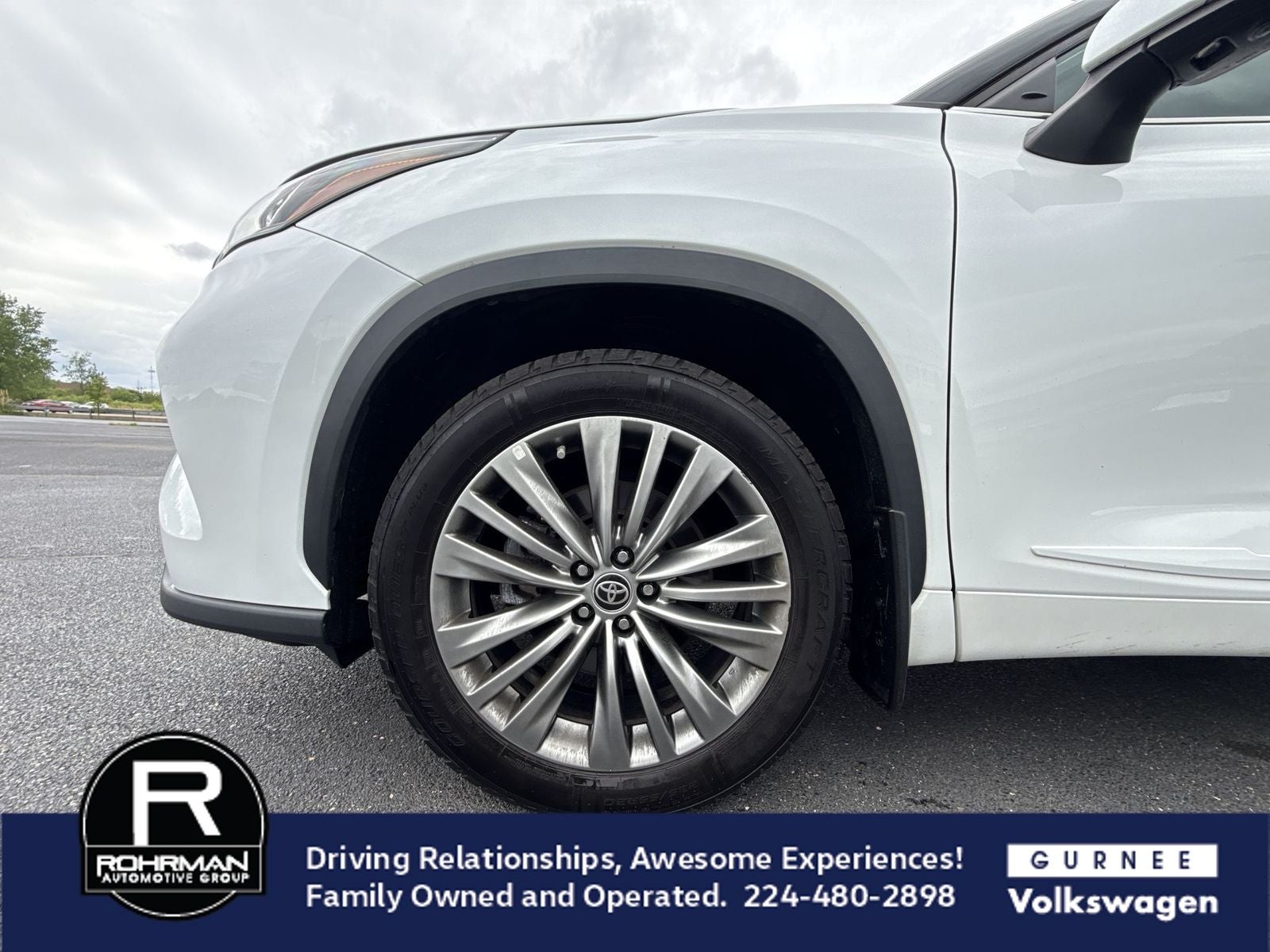 2022 Toyota Highlander Platinum