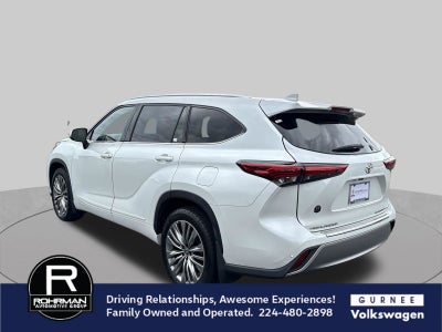 2022 Toyota Highlander Platinum