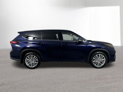 2023 Toyota Highlander Platinum