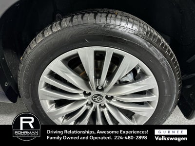 2023 Toyota Highlander Platinum