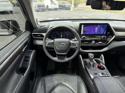 2023 Toyota Highlander Hybrid Limited