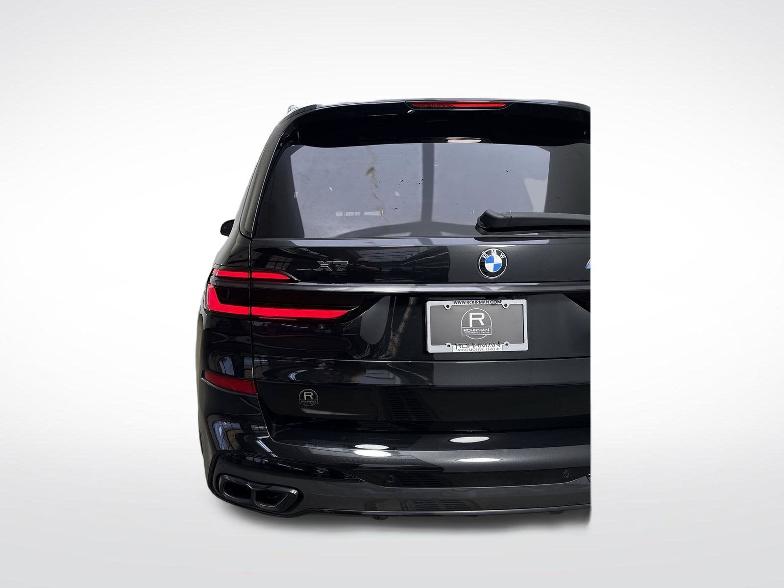2025 BMW X7 M60i