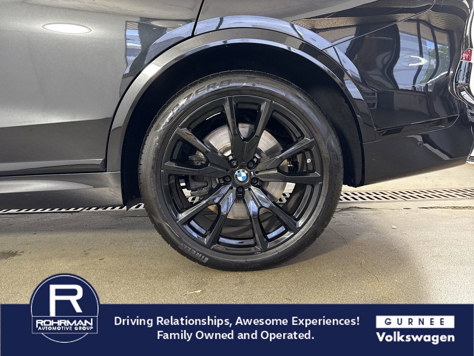 2025 BMW X7 M60i
