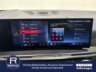 2025 BMW X7 M60i