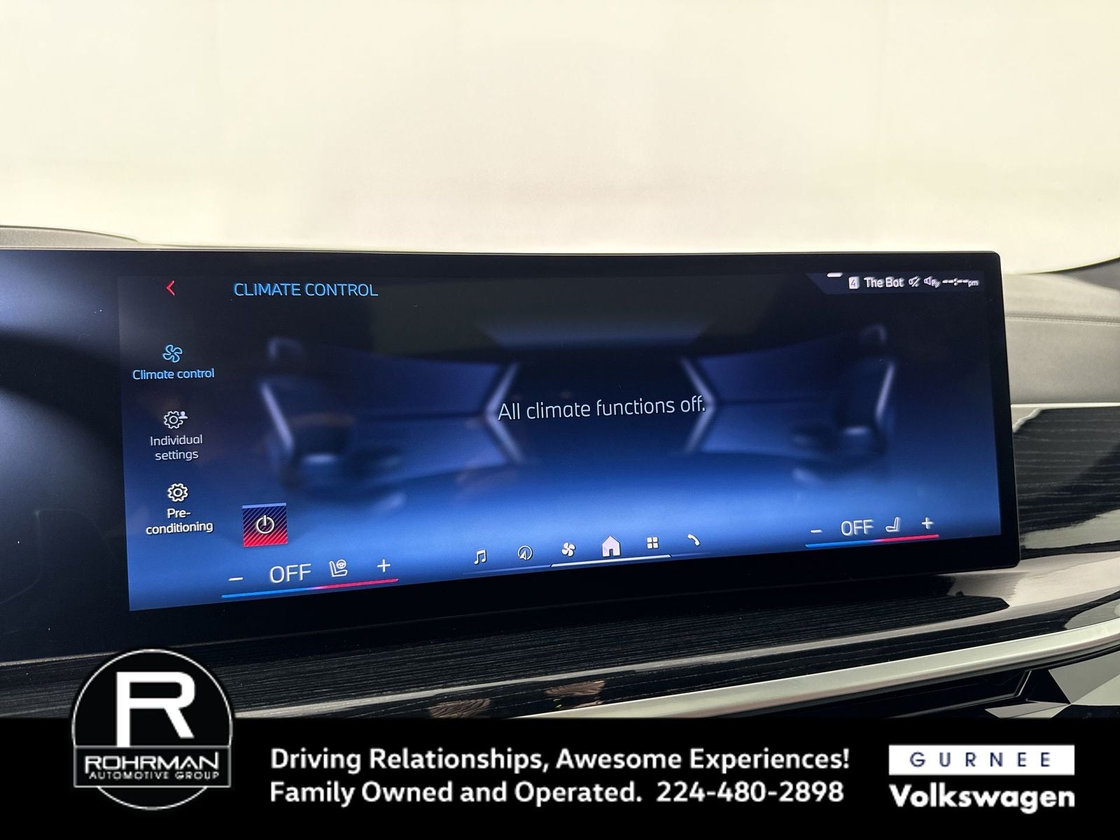 2024 BMW X6 M60i M Sport Executive Package