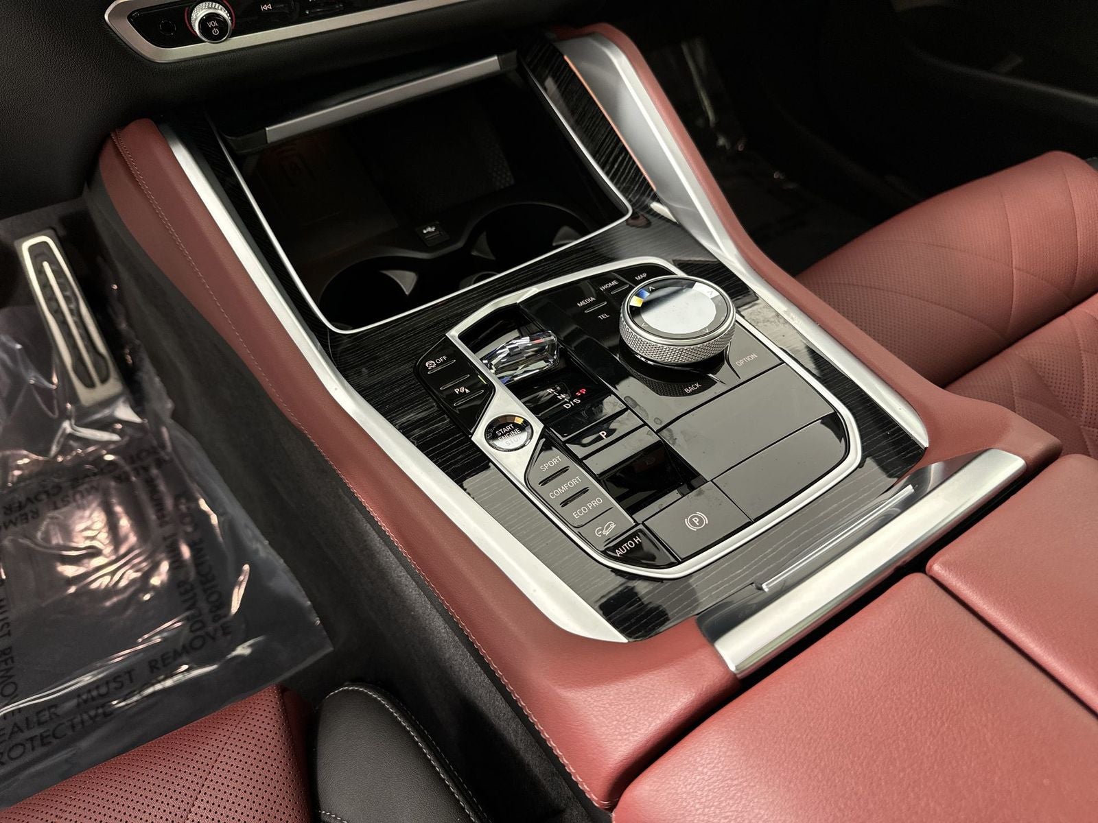 2024 BMW X6 M60i M Sport Executive Package