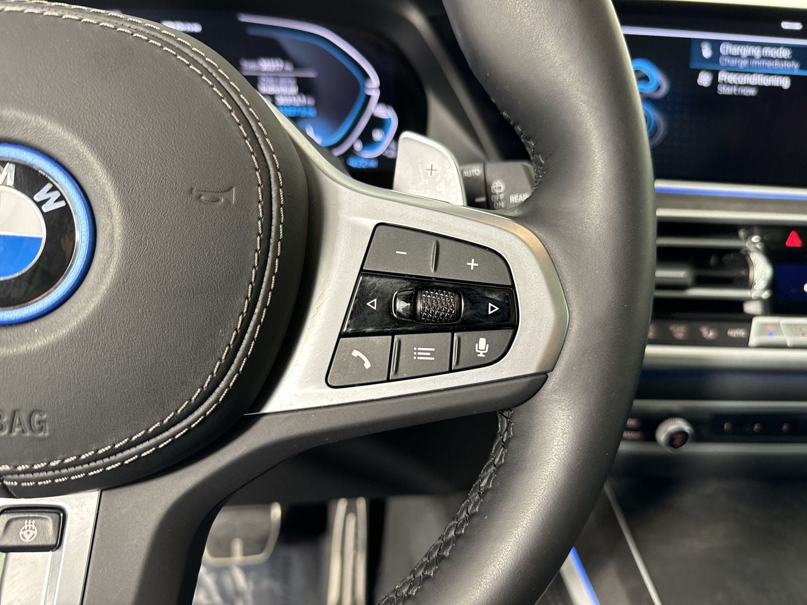 2023 BMW X5 xDrive45e M Sport