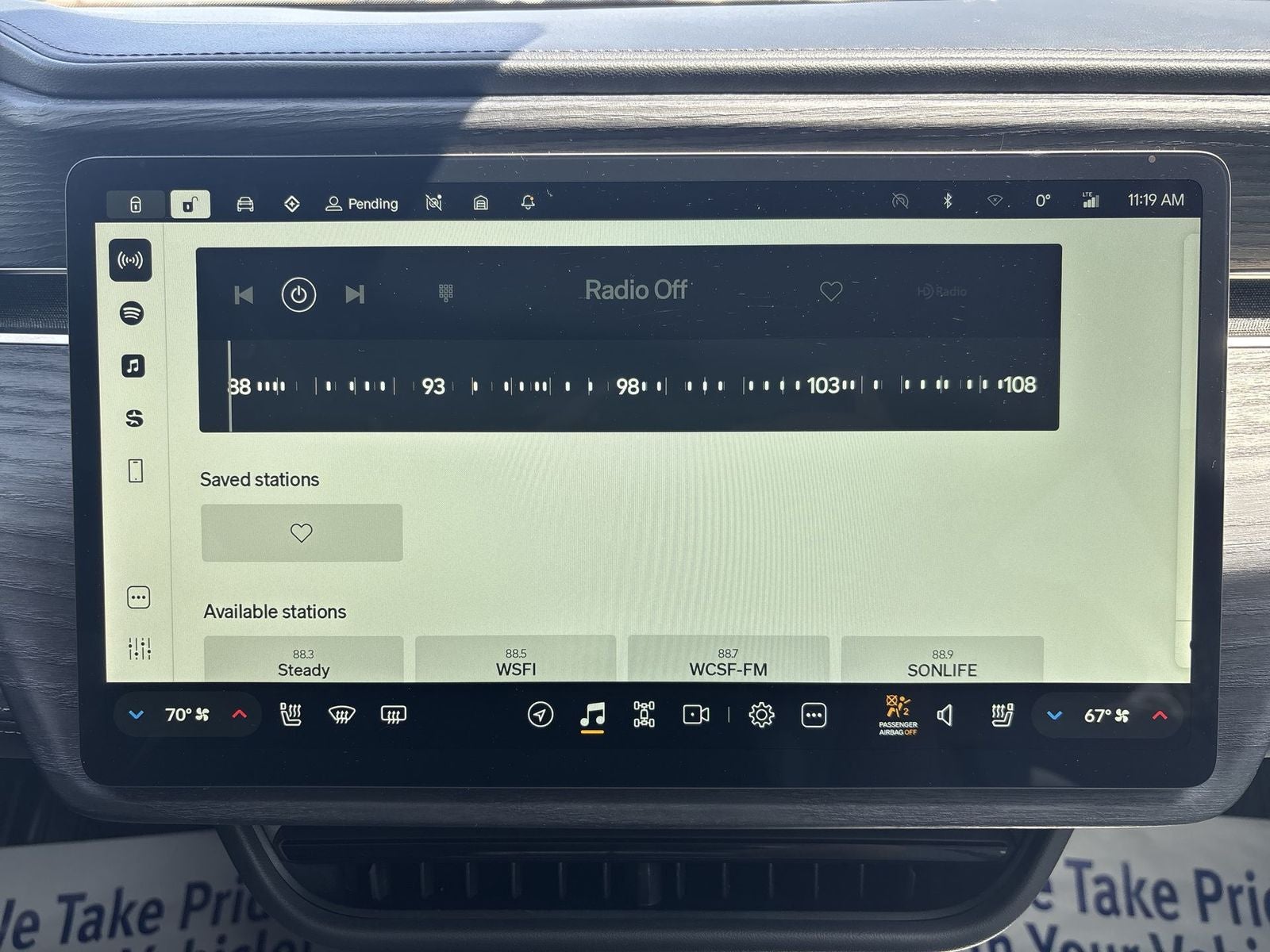 2023 Rivian R1S Adventure