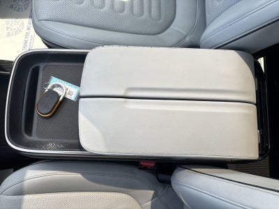 2023 Rivian R1S Adventure